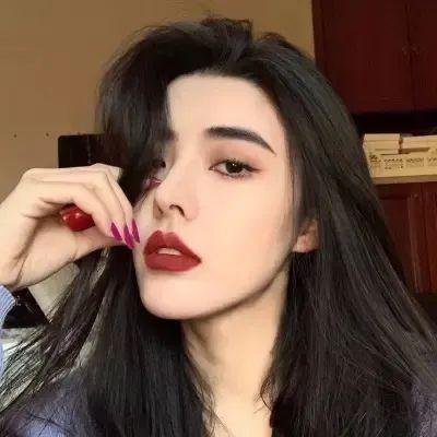 法丽达的两千首歌